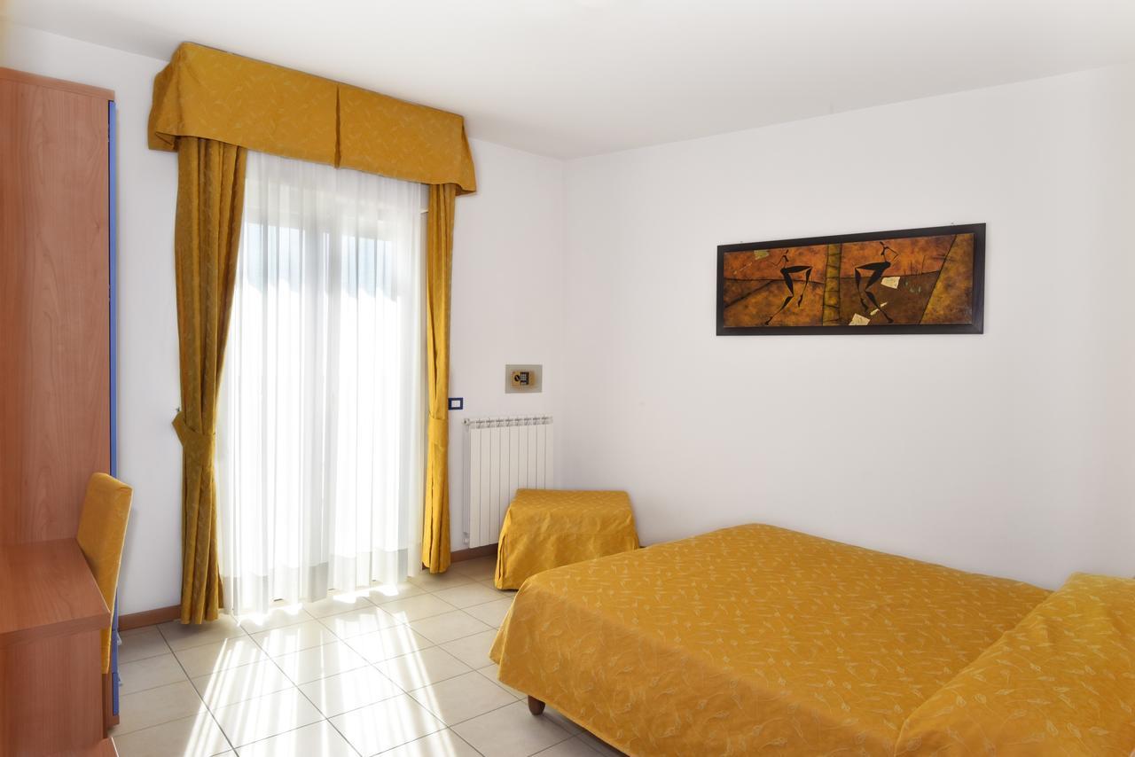 Hotel Villa Olga Caorle Exterior photo