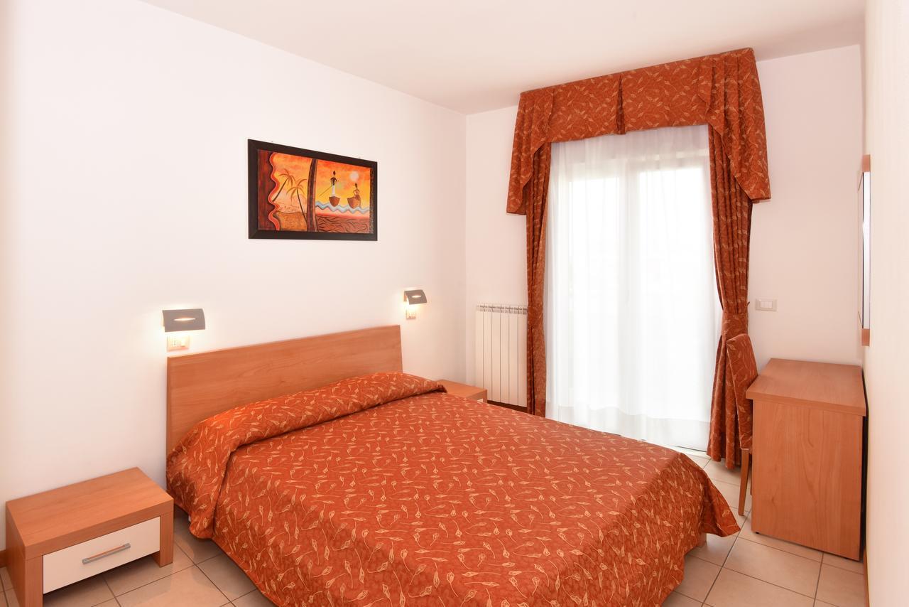 Hotel Villa Olga Caorle Exterior photo